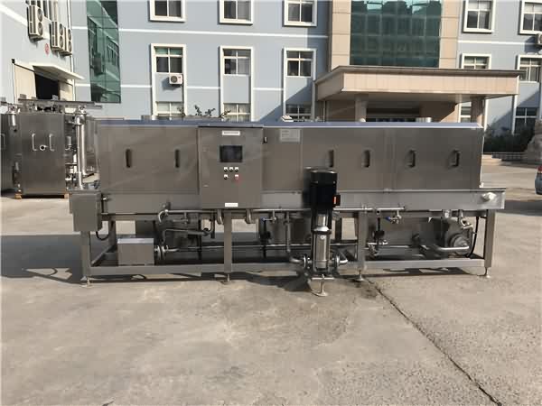 塑料筐清洗機(jī)批發(fā)廠家價(jià)格 2人可完成900只小時(shí)的清洗任務(wù) 塑料筐清洗機(jī)批發(fā)廠家價(jià)格 2人可完成900只小時(shí)的清洗任務(wù)
